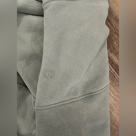 Lululemon Loungeful Cropped Hoodie Silver Blue size 6 - Picture 3 of 6